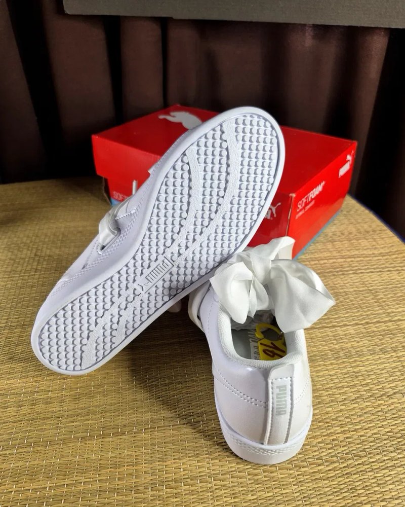 Оригінал 100% Жіночі кросівки Puma Basket Heart з широкими атласними шнурками(Розмір 36-22,5см) — фото 5