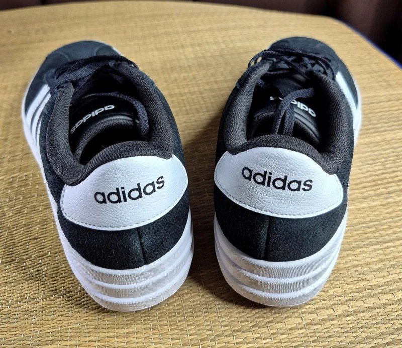 Оригінал 100% Жіночі  замшеві кросівки Аdidas VL Court Bold(Розмір 42-26,5см) — фото 5