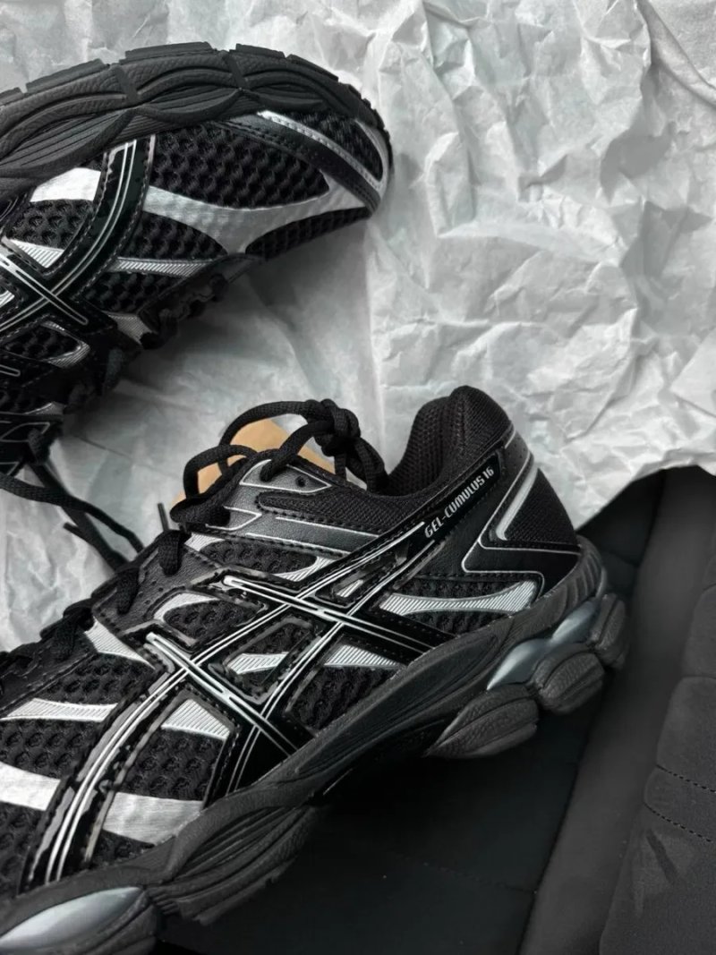 Оригинал Asics Gel Cumulus 16 Black (1203A733 002) оригинальние летние мужские черние кроссовки асикс — фото 3