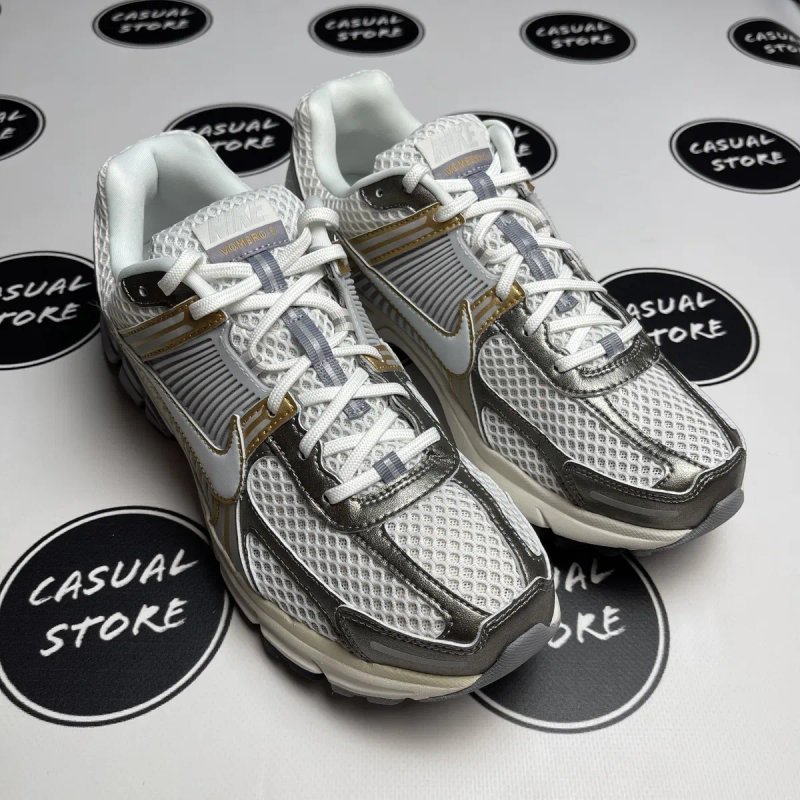 ОРИГІНАЛ Чоловічі Кросівки Nike Zoom Vomero 5 45.5 HJ7247-099 з США — фото 4