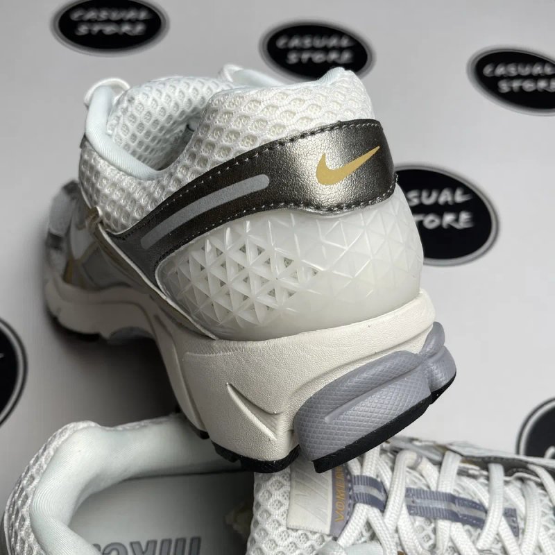 ОРИГІНАЛ Чоловічі Кросівки Nike Zoom Vomero 5 45.5 HJ7247-099 з США — фото 7