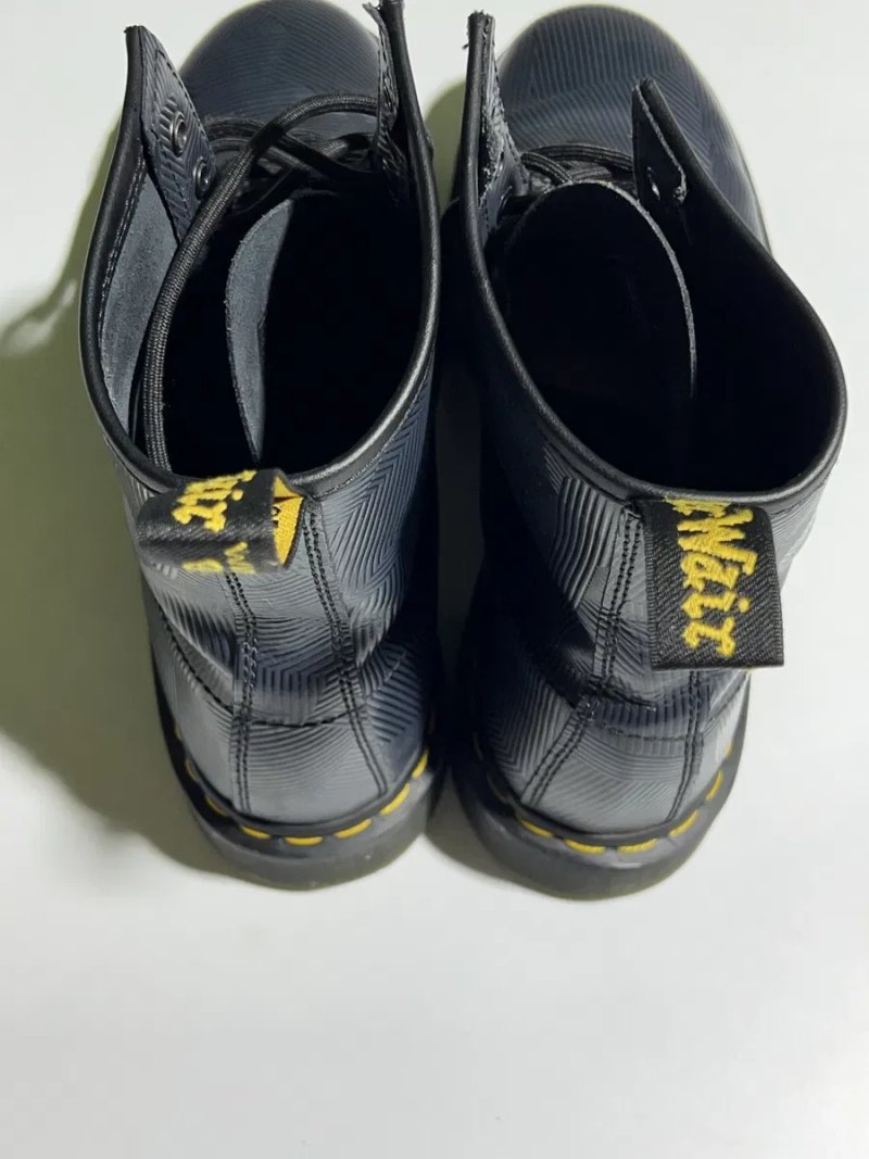Оригінал Dr. Martens 1460 Geostripe чоловічі осінні чоботи черевики структурованої шкіри темносинього кольору 46 розмір — фото 5