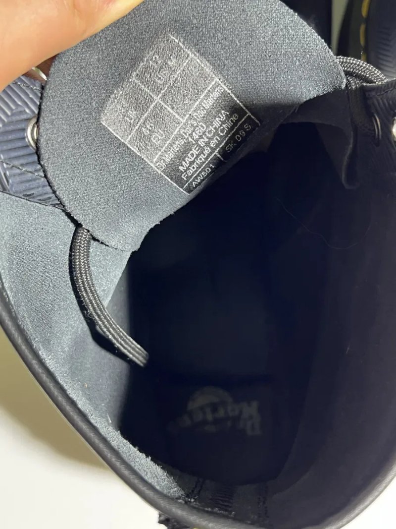Оригінал Dr. Martens 1460 Geostripe чоловічі осінні чоботи черевики структурованої шкіри темносинього кольору 46 розмір — фото 6