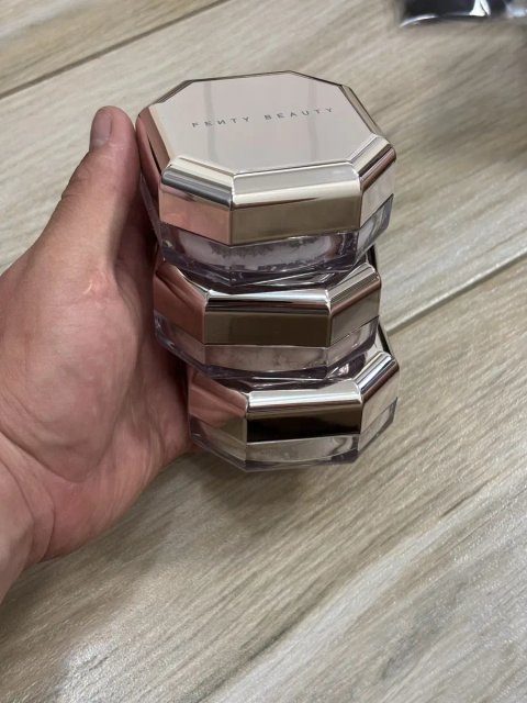 Оригінал! Фіксуюча пудра Fenty Beauty Set It Down Superfine Blurring Setting Powder — Butter / Lavender