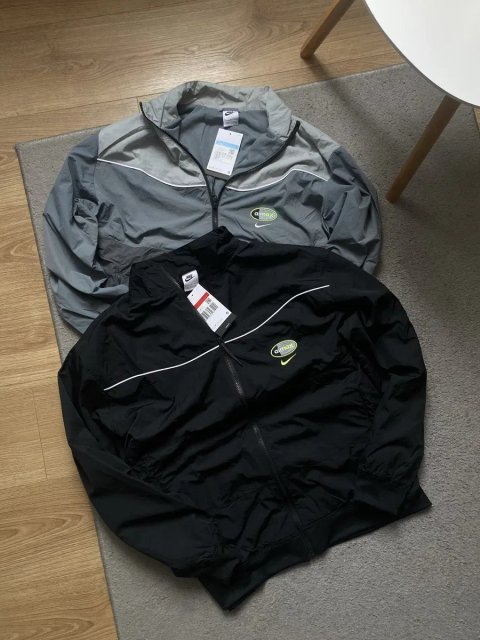 ОРИГІНАЛ! Куртка вітровка Nike Air Max 95 NSW  M L woven sportswear 95 нейлонова IO3152-010  tnf tn  олімпійка