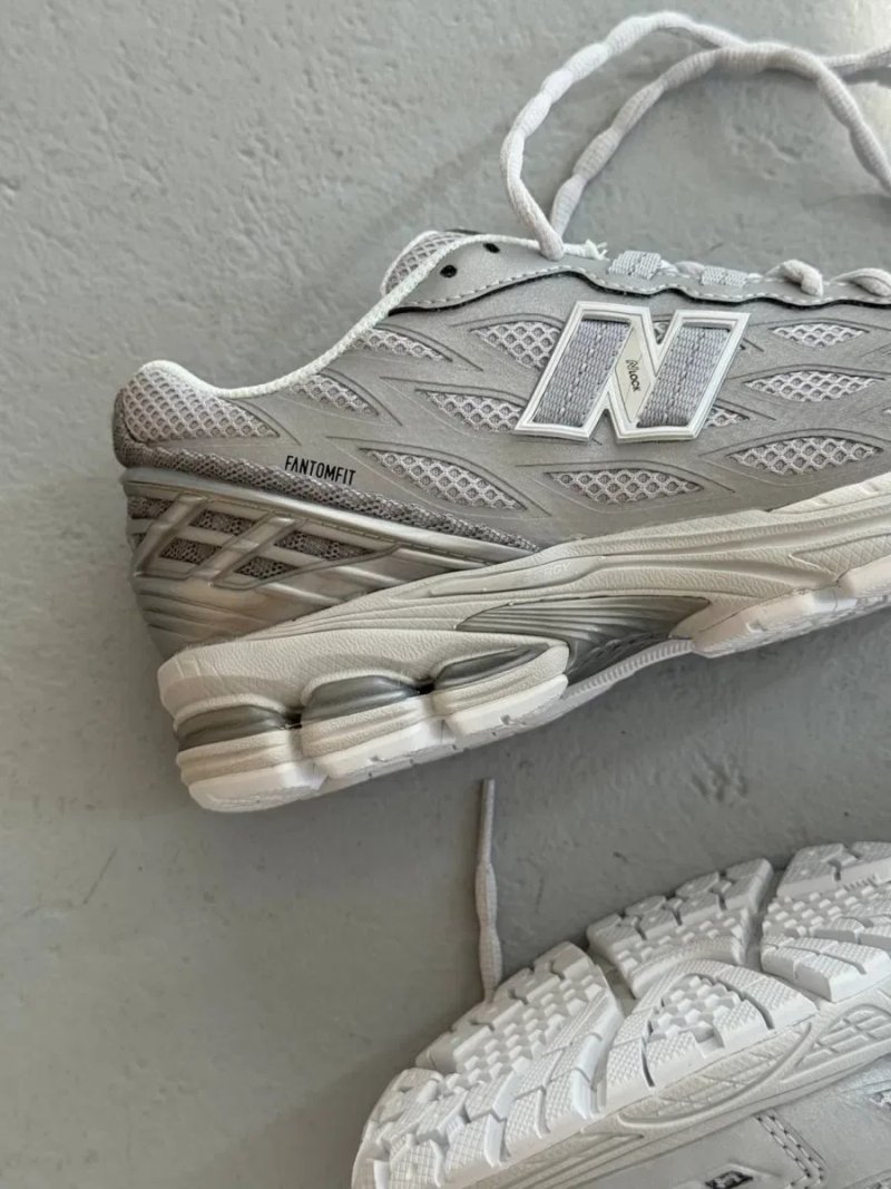 Оригинал New Balance 1906w Silver Metallic (U1906WFE) летние женские кроссовки серие ню беланс — фото 3