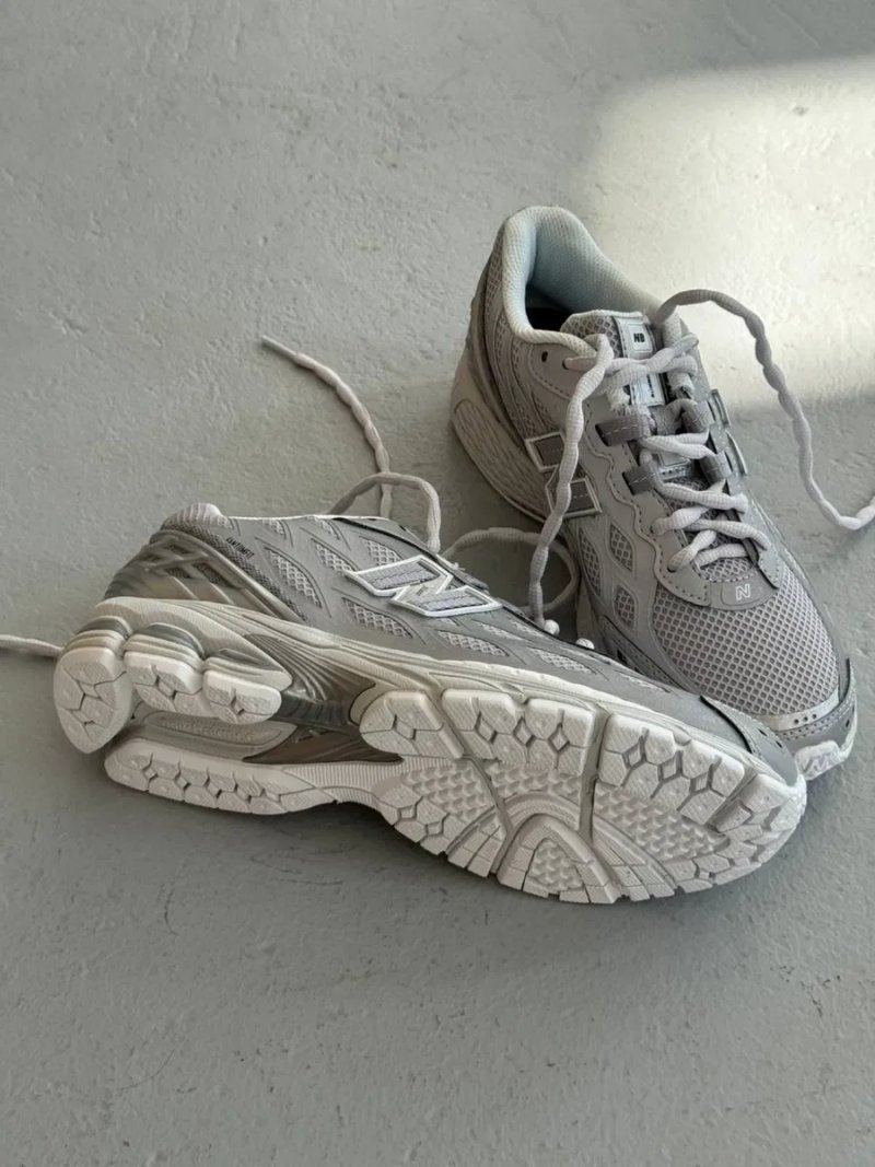 Оригинал New Balance 1906w Silver Metallic (U1906WFE) летние женские кроссовки серие ню беланс — фото 6