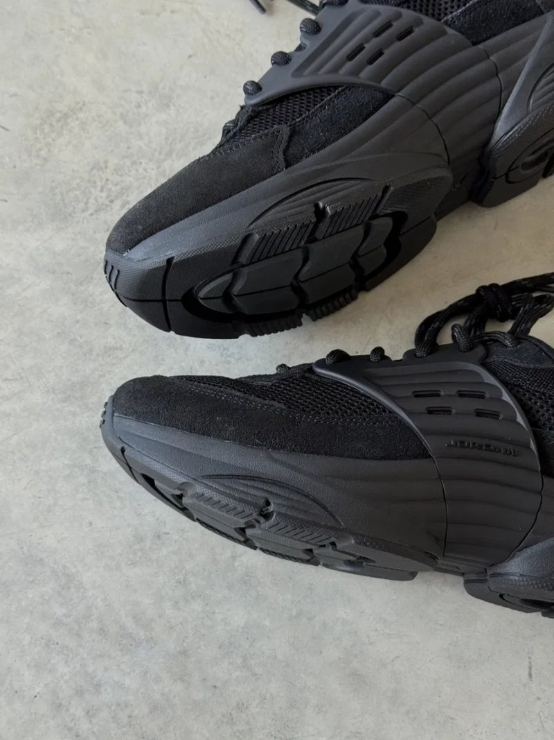 Оригинал Nike Air Jordan Trunner O/S Black (IB3722 003) черние джордан — фото 3