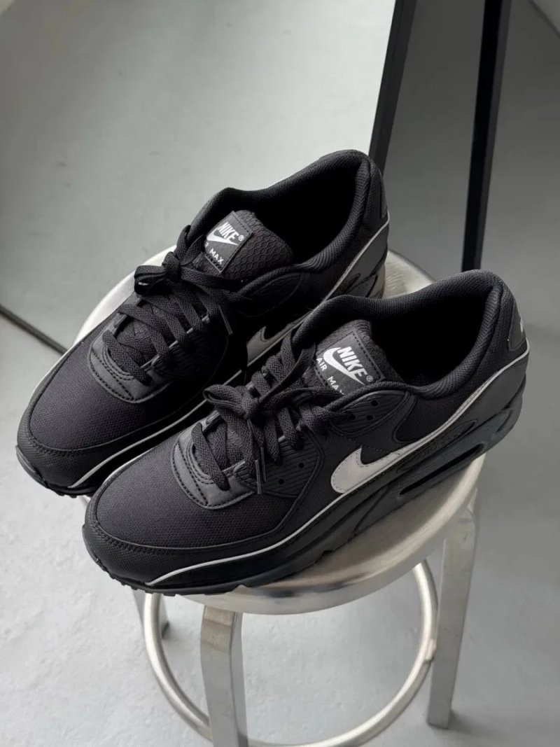 Оригинал Nike Air Max 90 Prm Reflect (HV4517 002) чорні 90 найк аір макс чоловічі осінні кросівки — фото 4