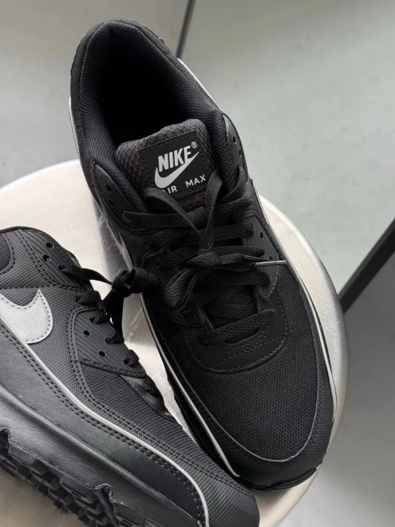 Оригинал Nike Air Max 90 Prm Reflect (HV4517 002) чорні 90 найк аір макс чоловічі осінні кросівки — фото 5