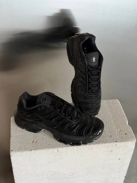 Оригинал Nike Air Max Plus Black Anthracite Sail (FV1169 001) оригінальні кросівки найк тн чорні
