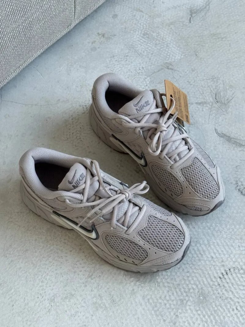 Оригинал Nike V5 RNR Moon Particle (II6292 201) оригинальние летние кроссовки найк в 5 ранер — фото 4