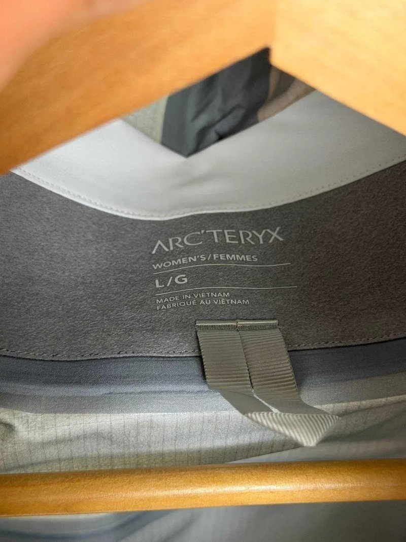 ОРИГІНАЛ НОВА‼️Arc'teryx Beta AR Jacket жіноча (Arctic Silk, L) — фото 4