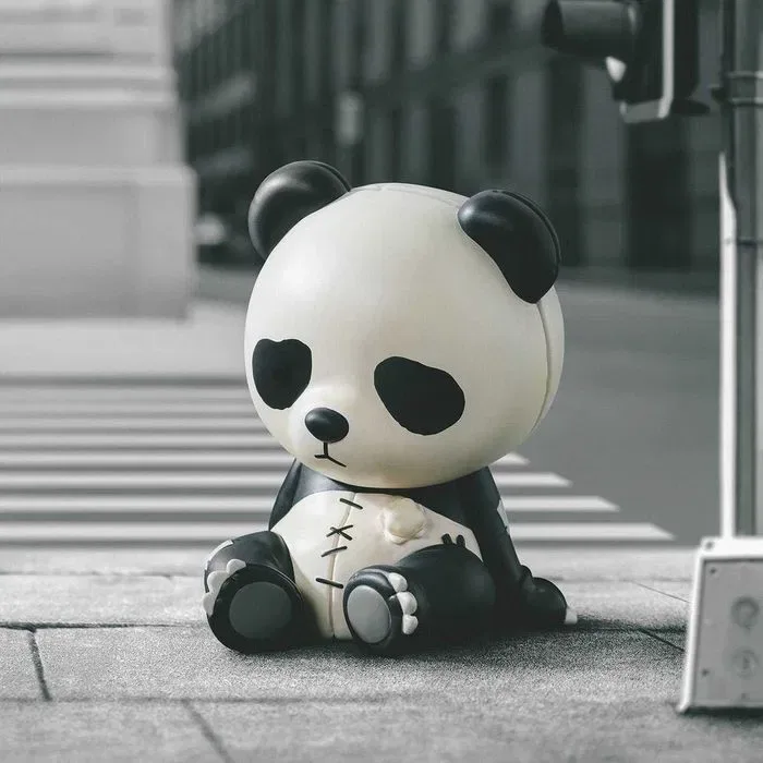 Оригінал‼️Pop Mart Hirono Doll Panda Figure — фото 3