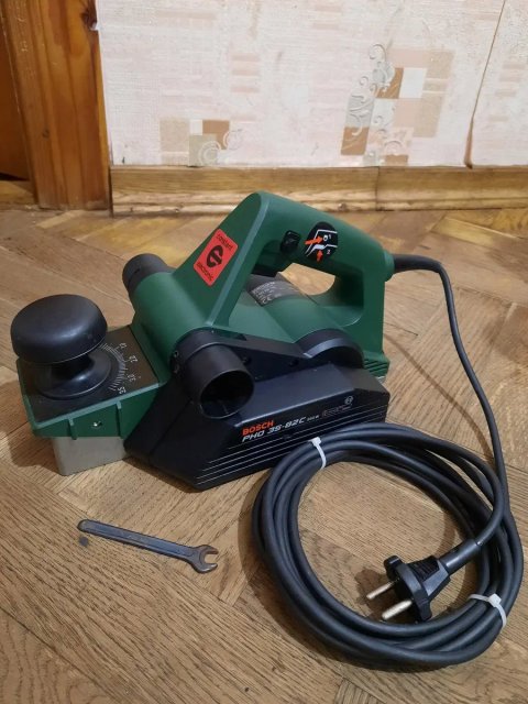 Оригінал,Швейцарія!!Електричний рубанок Bosch PHO 35-82C,850вт,82ми