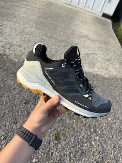 Оригінал!  трекінгові кросівки adidas Terrex Skychaser GORE-TEX Hiking 2.0, розмір 44 2/3 (29 см )