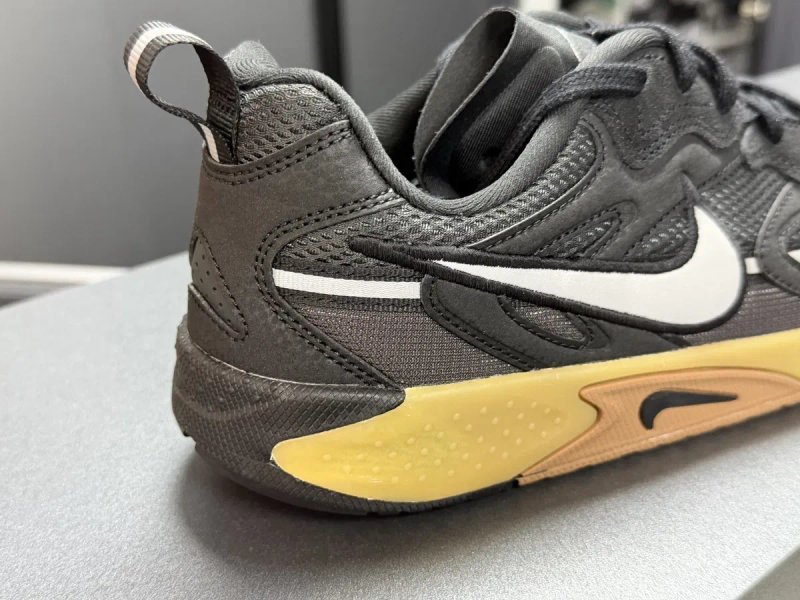 Оригінал !!!жіночі кросівки   Nike Jam Black FN0314-002 /23,5см,24см,25см,25,5см,26,5см/ — фото 4