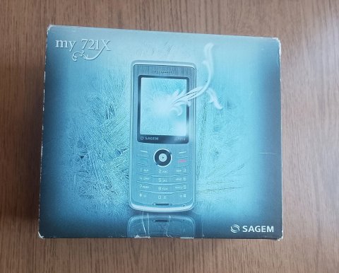 Оригінальна коробка від ретро-телефону Sagem my721X