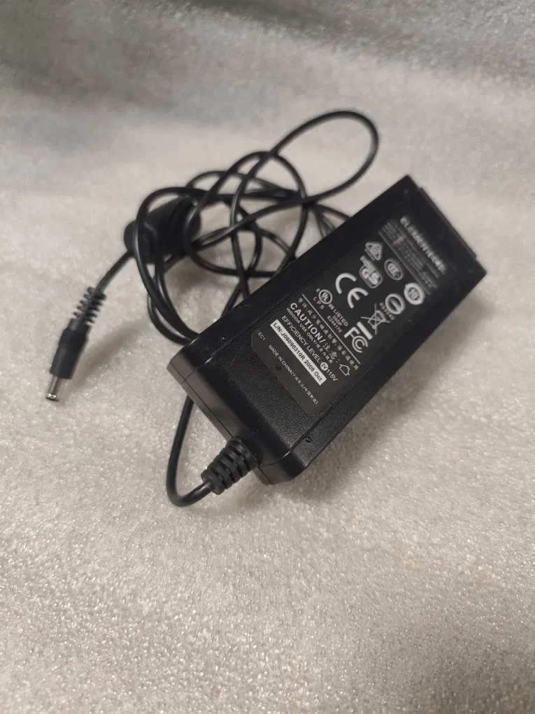 Оригінальні блоки живлення Elementech 12v 4A 5.5×2.5mm 400шт! Au-799ln 400шт! — фото 2