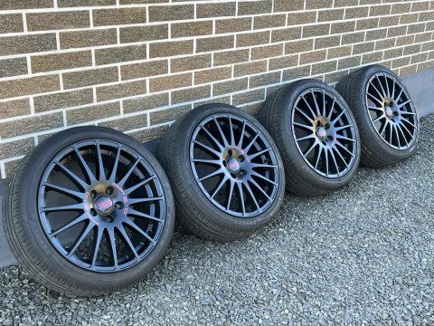Оригінальні легкі топові титани OZ Racing Superturismo GT R18 225/40 5x112 ET50 8J 7мм 2024 VAG