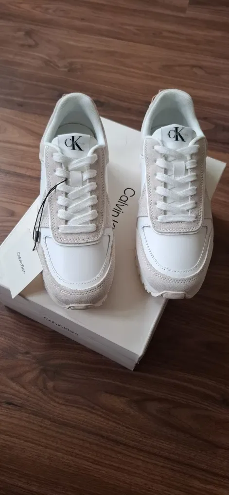 Оригінальні жіночі кросівки Calvin Klein  розмір 39 — фото 4