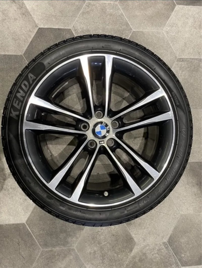 Оригінальний диск R19 BMW 598 стиль задній — фото 2