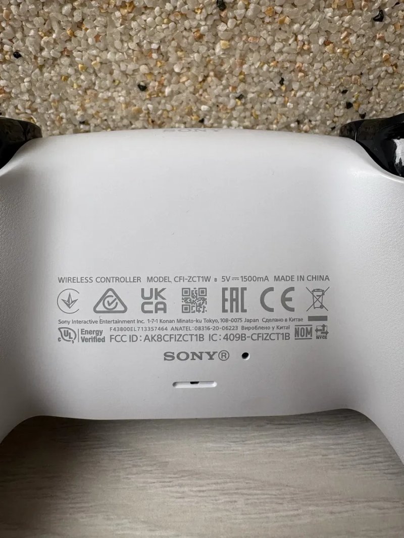 Оригінальний геймпад  Dualsense для PS5 в білому кольорі — фото 3