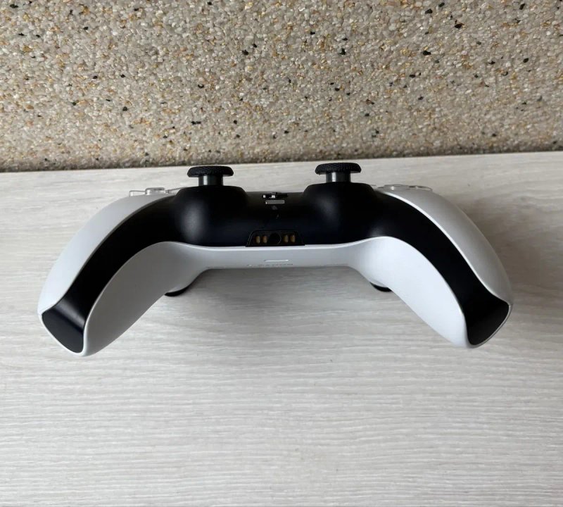 Оригінальний геймпад  Dualsense для PS5 в білому кольорі — фото 6