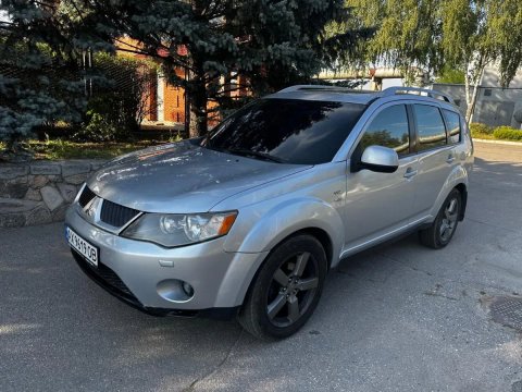 Outlander XL 3.0 Обслужен на 5000$ Максимальная комплектация