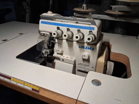 Оверлок промисловий Juki MO-3616. 5-ти нитковий. Made in Japan (не Кітай). Гарний стан.