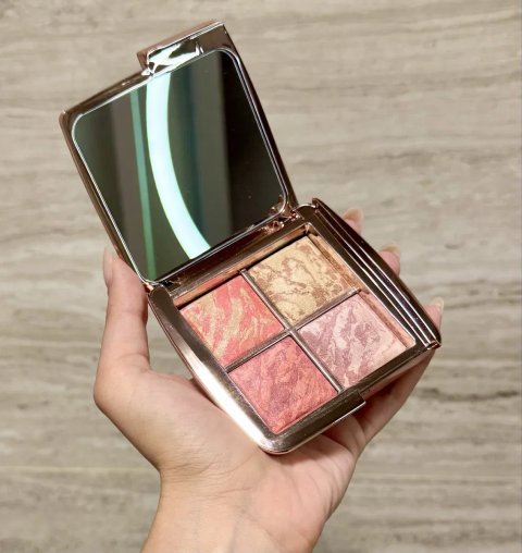 Палетка румʼян hourglass ambient lighting edit – flushed edit