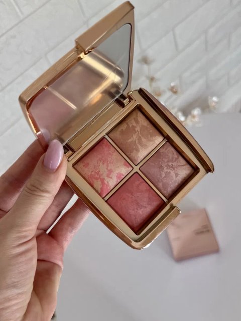 Палетка румян  Hourglass Ambient Lighting Palette — Flushed Edit