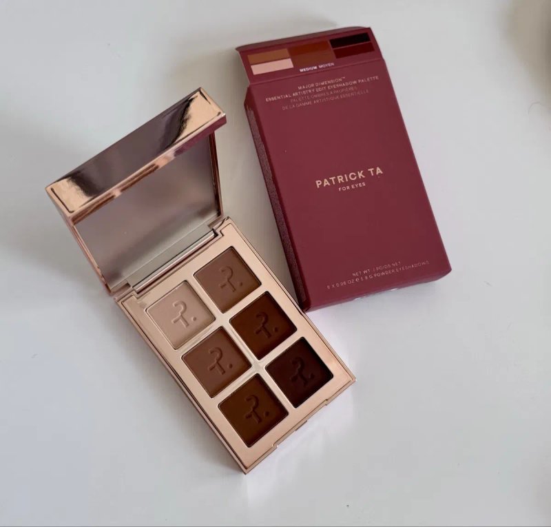 Палетка тіней PATRICK TA Major Dimension Essential Artistry Edit Eyeshadow Palette — фото 4