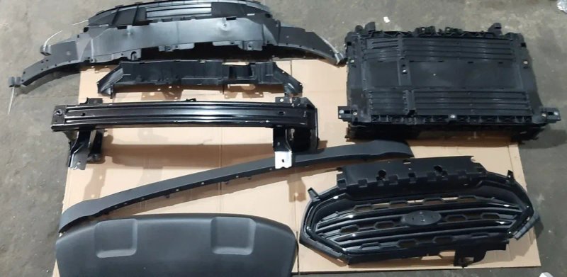 Панель опора  супорт жалюзі  Ford Ecosport 18-22 Телевізор GN1Z8A284AA Форд Екоспорт