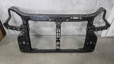 Панель передняя телевизор  Hyundai Tucson Хундай Туксон  04-13 (JM)