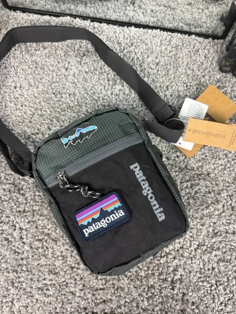 Patagonia Atom Sling Bag сумка через плече чоловіча чорна стильний дизайн | Сумка Патвгонія чорна унісекс | Кросбоді — фото 2