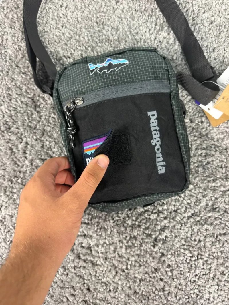 Patagonia Atom Sling Bag сумка через плече чоловіча чорна стильний дизайн | Сумка Патвгонія чорна унісекс | Кросбоді — фото 3