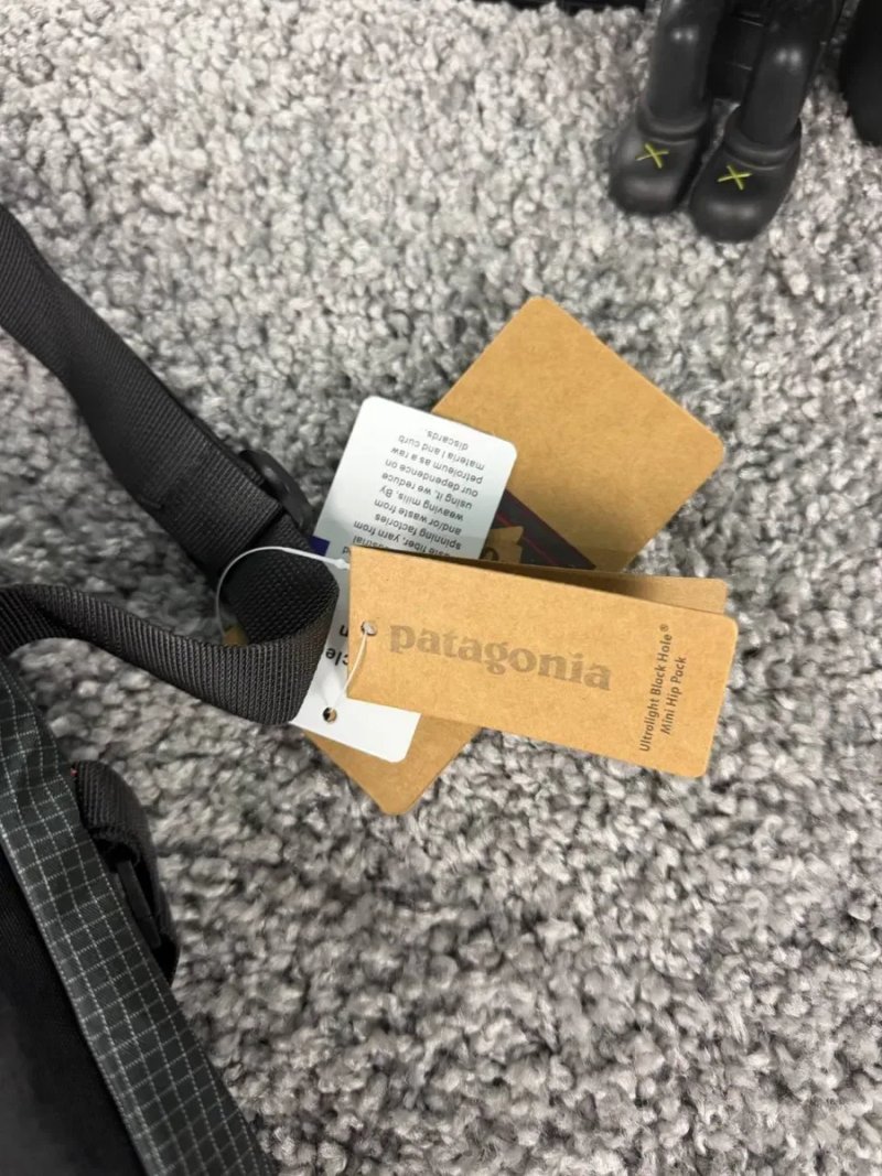 Patagonia Atom Sling Bag сумка через плече чоловіча чорна стильний дизайн | Сумка Патвгонія чорна унісекс | Кросбоді — фото 4
