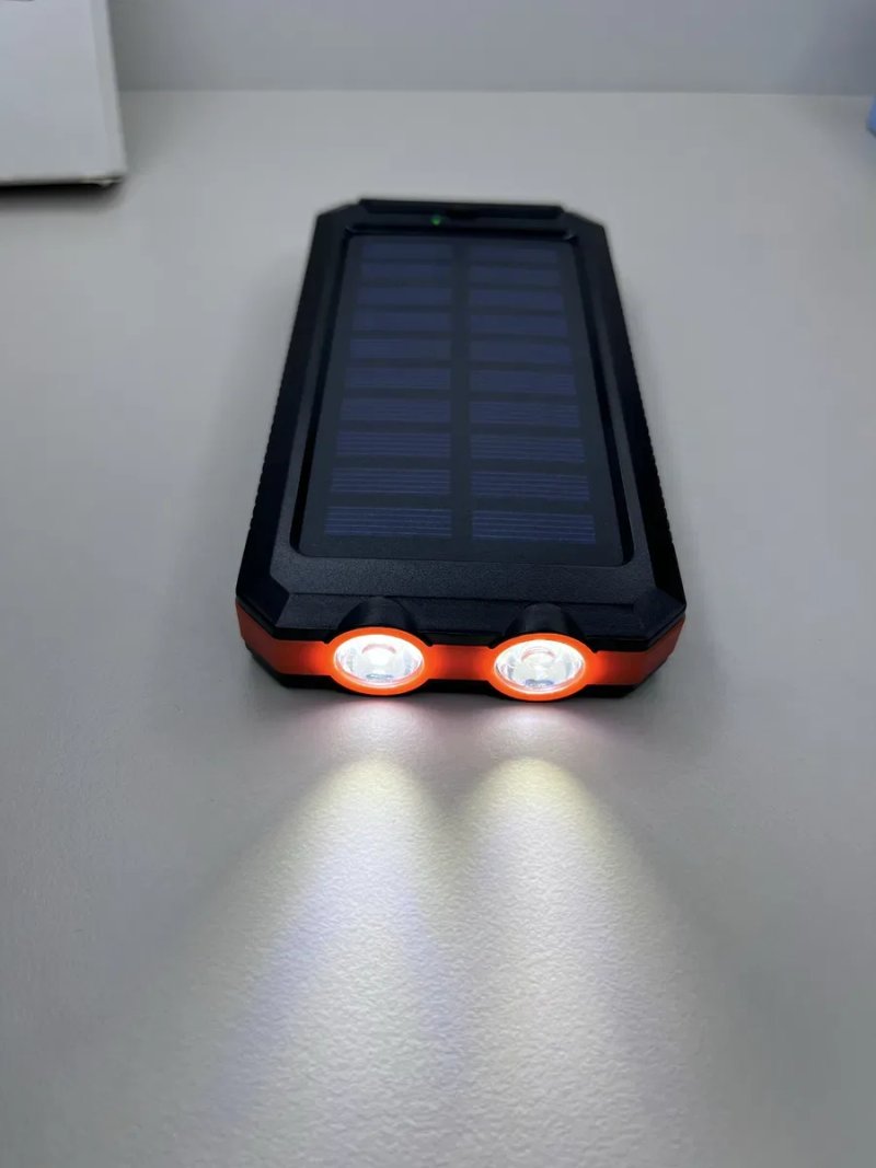 Павербанк на сонячній панелі Vikeri 26800mAh | Ліхтарик + Компас | Новий — фото 6