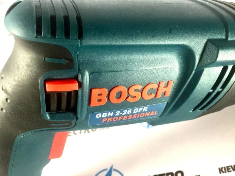Перфоратор Bosch 2-26 DFR с доп. патроном Набор инструмента — фото 5