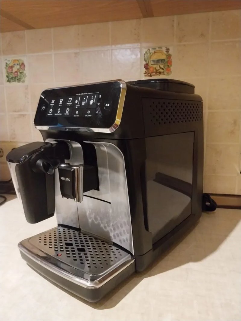 Philips 3200 Series з молочною системою LatteGo — фото 2