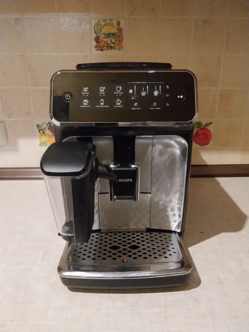 Philips 3200 Series з молочною системою LatteGo — фото 4