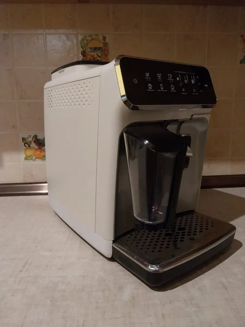 Philips 3200 Series з молочною системою LatteGo — фото 2