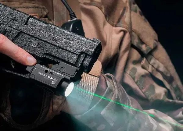 Підствольні ліхтарики Olight Fenix з ЛЦВ та без ЛЦВ — фото 6