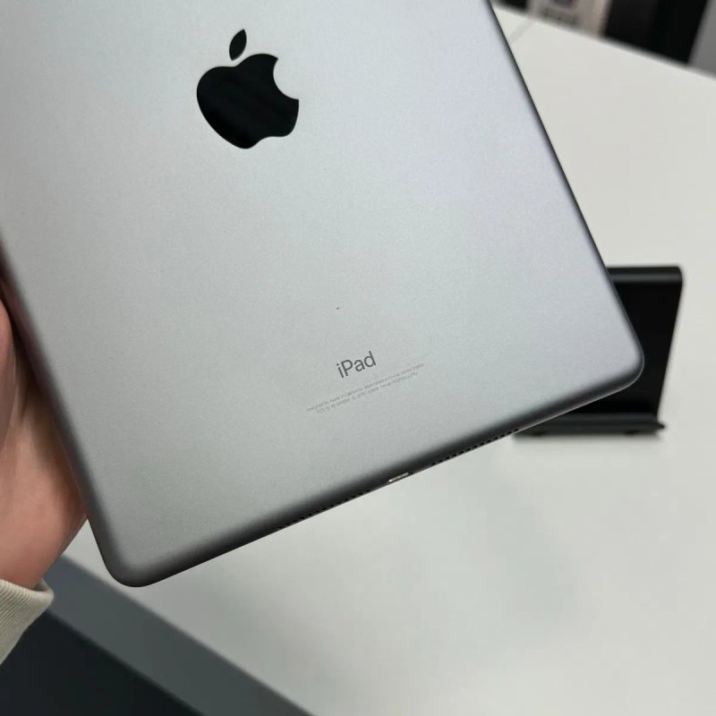 Планшет iPad 6 10.2” 32GB Wi-Fi • ГАРАНТІЯ • СТАН 9.6/10 99910 — фото 4