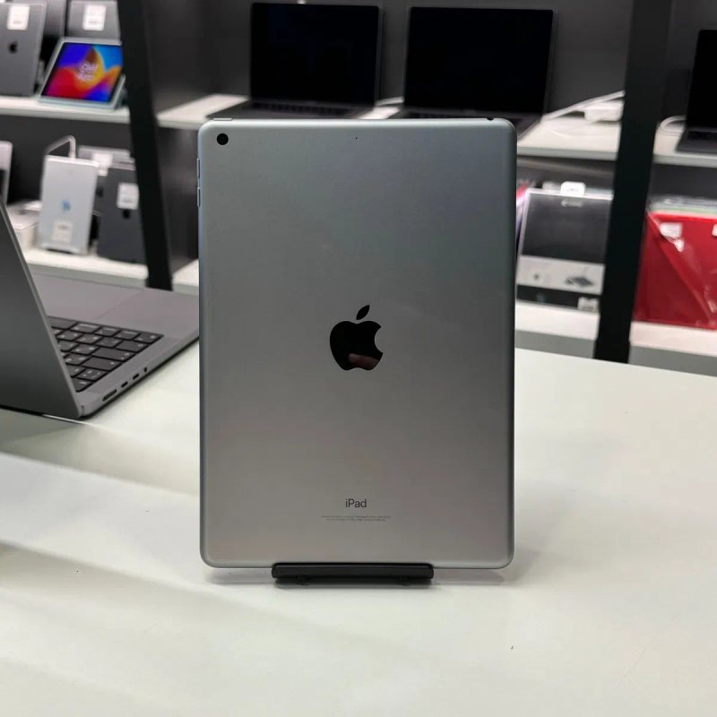 Планшет iPad 6 9.7” 32GB Wi-Fi • ГАРАНТІЯ • СТАН 9.4/10 110721 — фото 2