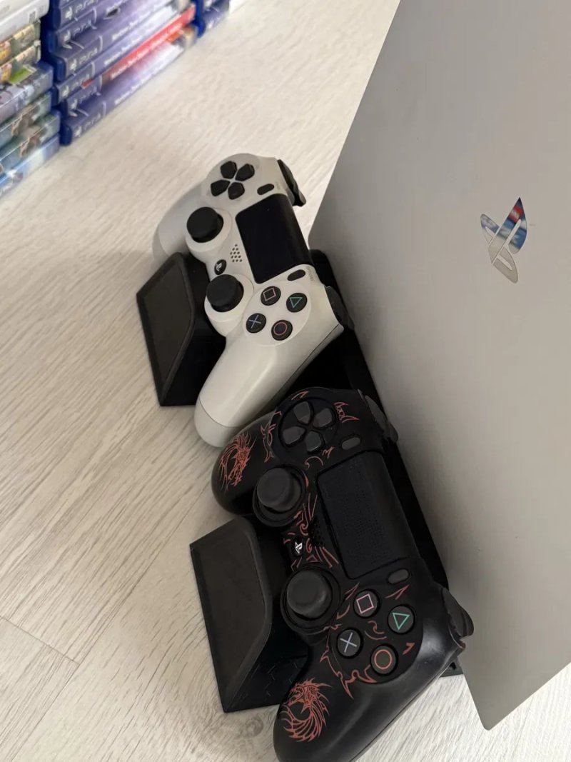 Playstation 4 pro 1TB 2 джойстика — фото 6