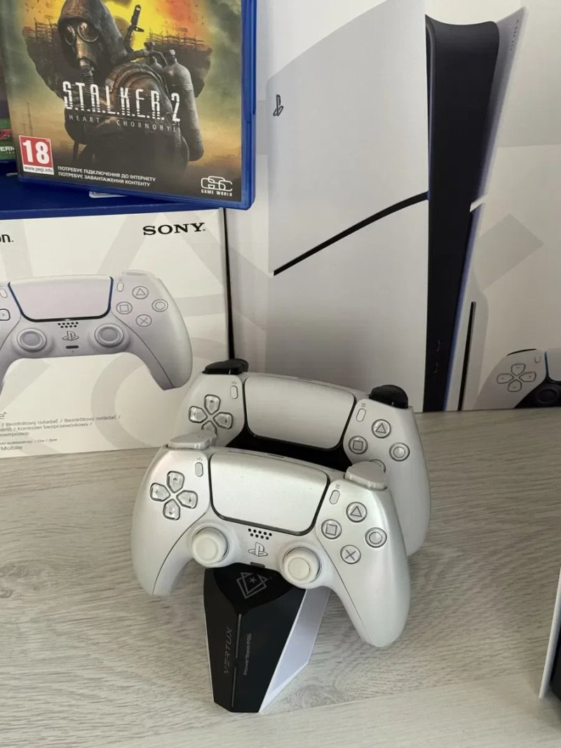 Playstation 5 slim 1TB Blu-Ray 2 джойстика + 2гри — фото 5