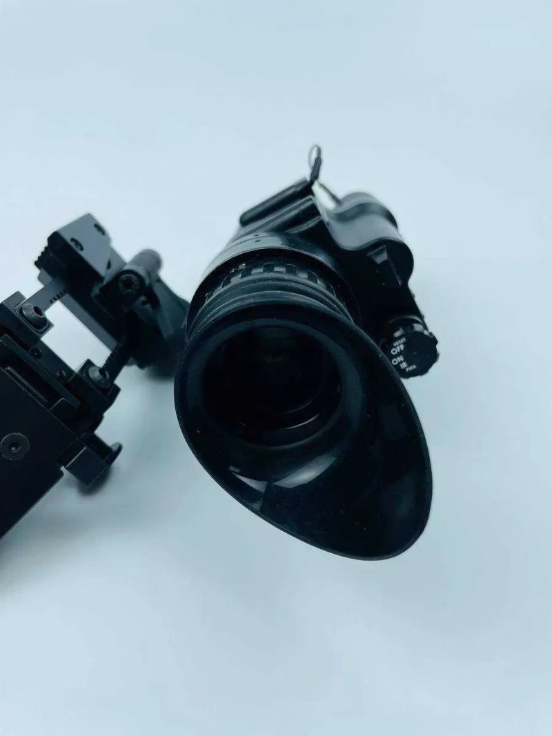 ПНБ PVS-14 + Wilcox Mount + Wilcox J-Arm, зелений фосфор — фото 3