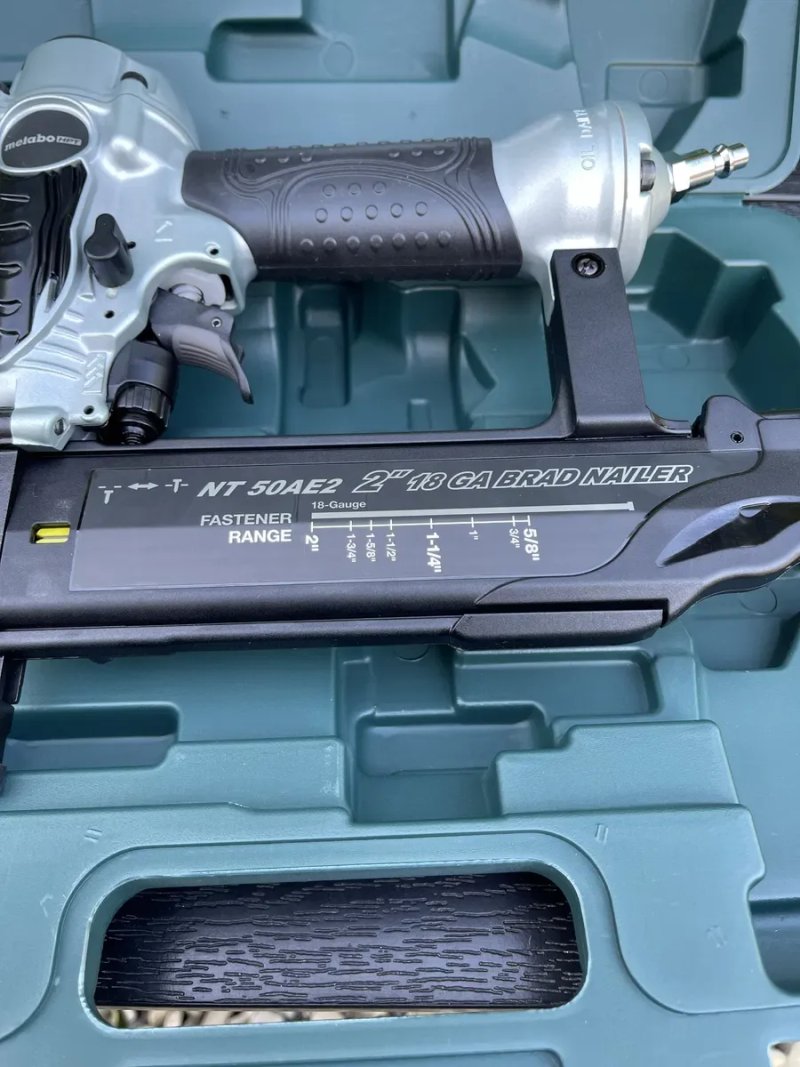 Пневматичний фінішний нейлер Metabo HPT NT50 18Ga — фото 4